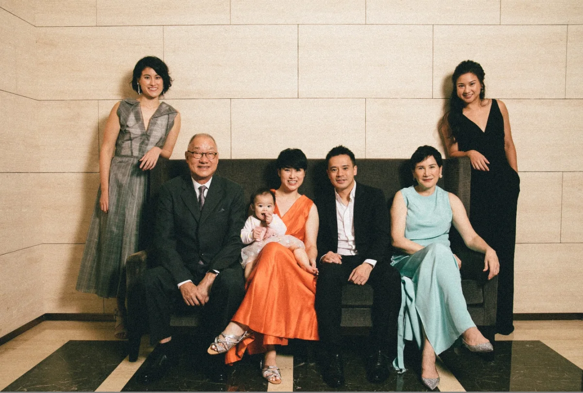 Kelly Family 全家福妝髮造型 第 13 張